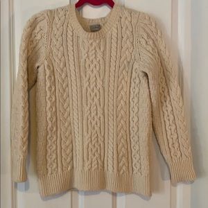 EUC LL Bean cable sweater. Size small